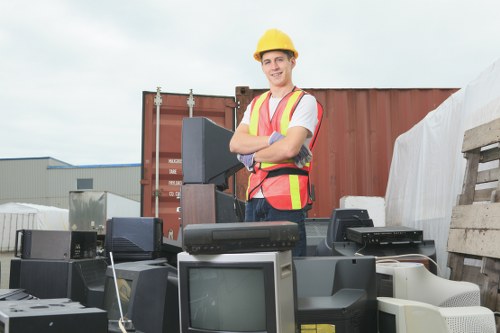 Efficient flat clearance service handling belongings in Walthamstow
